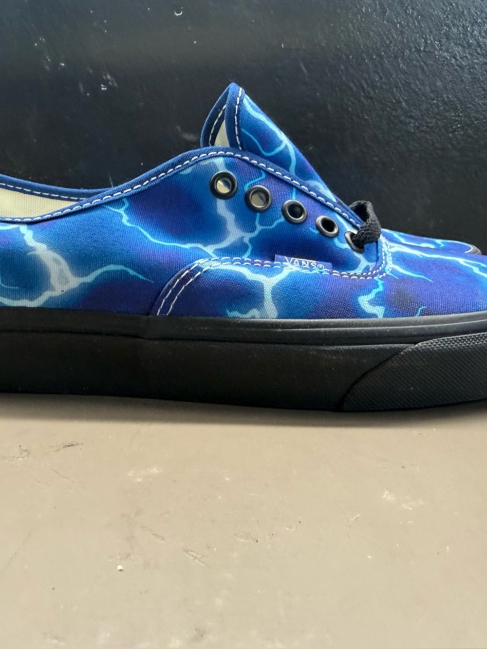 New Unisex Vans Authentic Lightning Blue Black Skateboard Size Men 9.5/Women 11